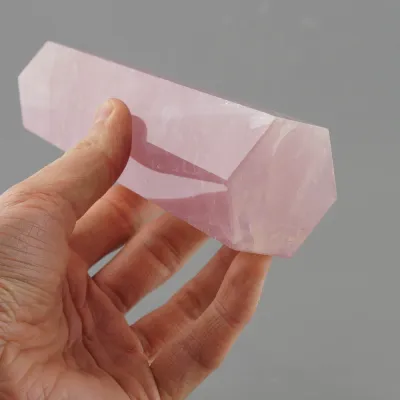 Obelisk ruženín 20cm