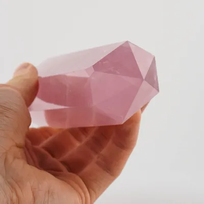 Obelisk ruženín 17,5cm