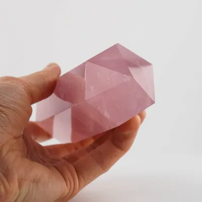 Obelisk ruženín 17,5cm