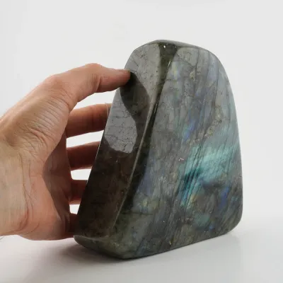 Freeform - labradorit 15cm, 2,25kg