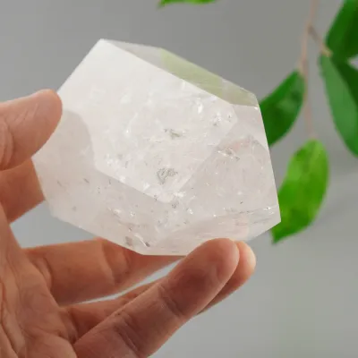 Obelisk - krištáľ 10,6cm