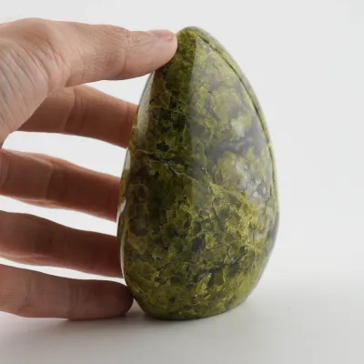 Dekoračný kameň - opál zelený