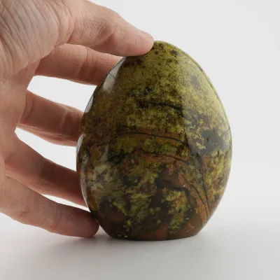 Dekoračný kameň - opál zelený