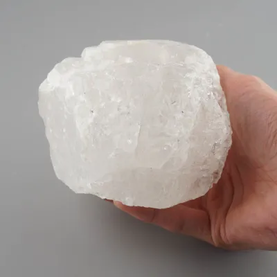 Svietnik zo surového krištáľu