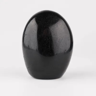 Dekoračný kameň - turmalín skoryl