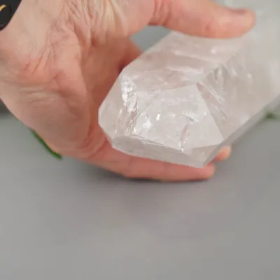 Obelisk krištáľ Brazília