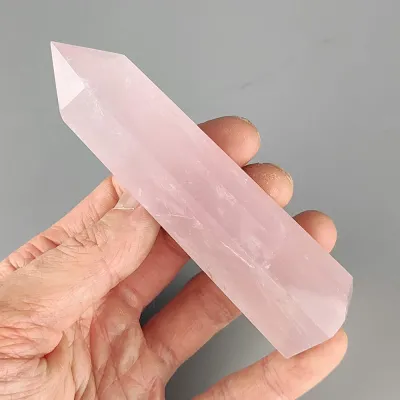 Obelisk ruženín Brazília