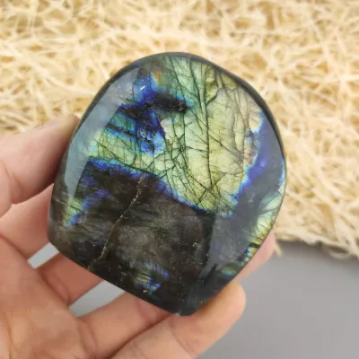 Dekoračný kameň - labradorit