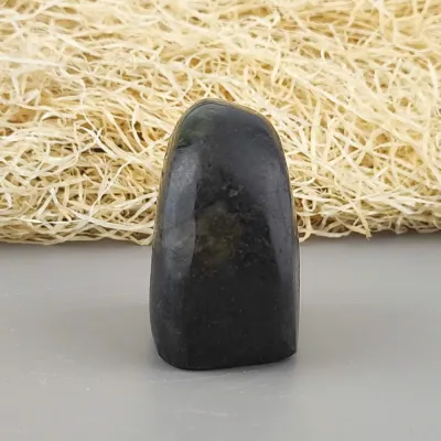 Dekoračný kameň - labradorit