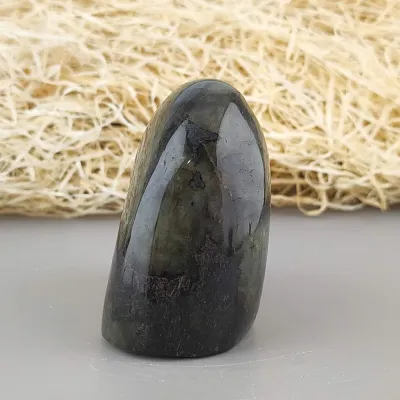 Dekoračný kameň - labradorit