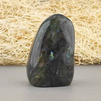 Dekoračný kameň - labradorit