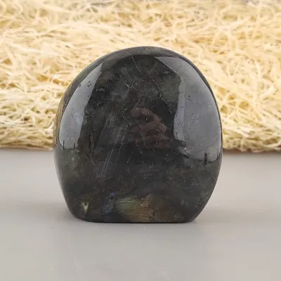 Dekoračný kameň - labradorit