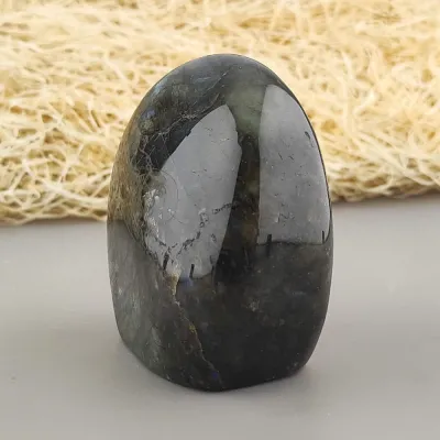 Dekoračný kameň - labradorit