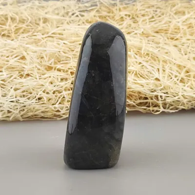 Dekoračný kameň - labradorit