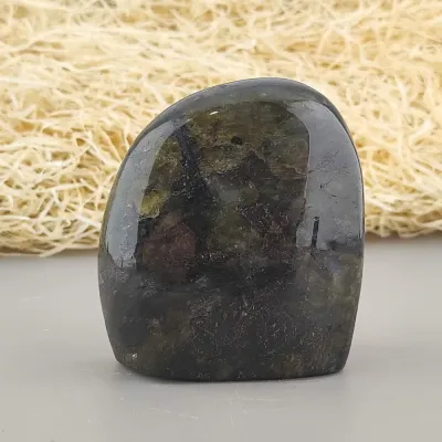 Dekoračný kameň - labradorit