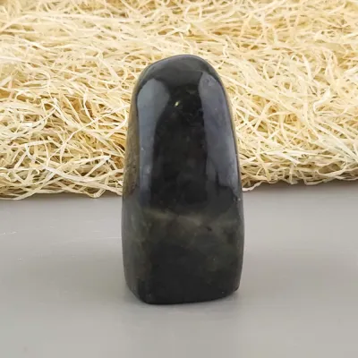 Dekoračný kameň - labradorit