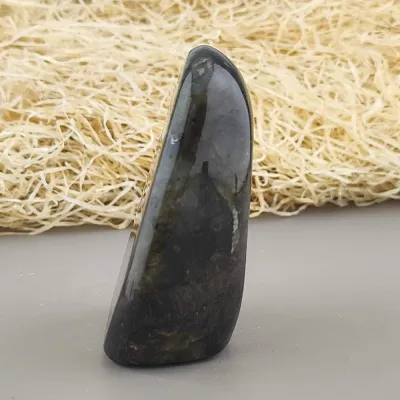 Dekoračný kameň - labradorit