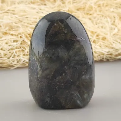 Dekoračný kameň - labradorit