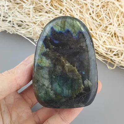 Dekoračný kameň - labradorit