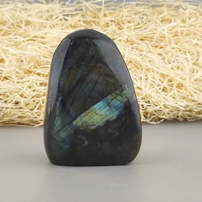 Dekoračný kameň - labradorit