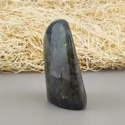 Dekoračný kameň - labradorit