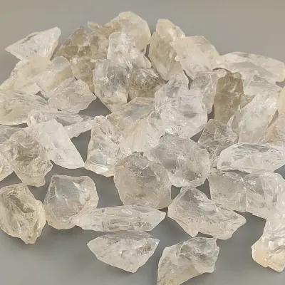 Krištáľ surový neopracovaný kameň 15-20g