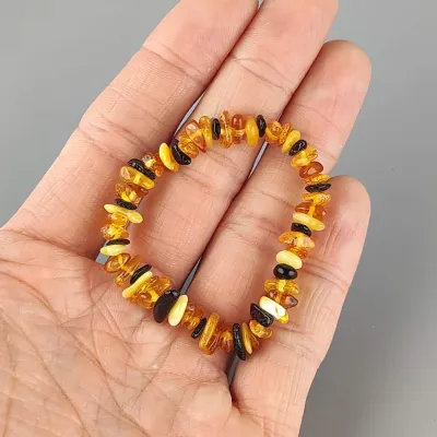 Detský náramok jantár farebný